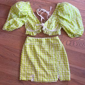 For Love and Lemons set